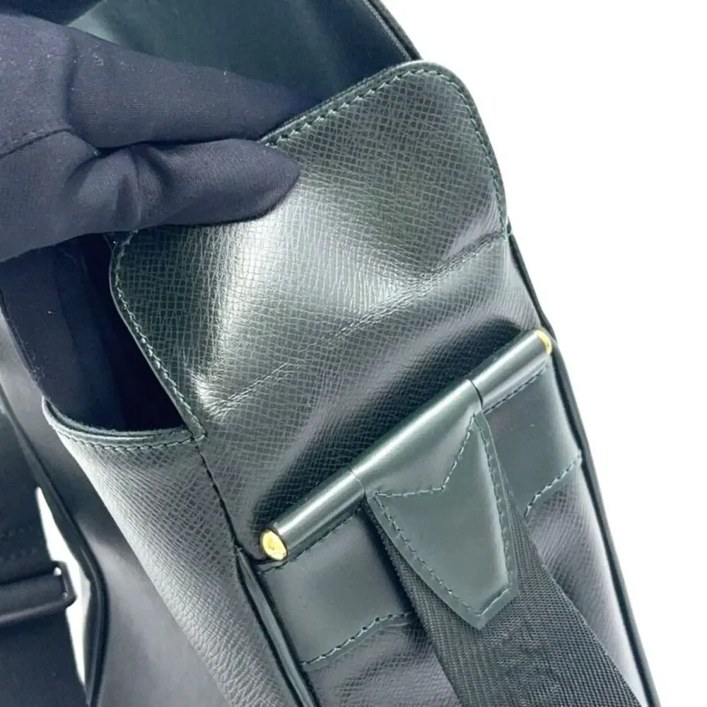 Louis Vuitton Yaranga Taiga Leather Shoulder Bag